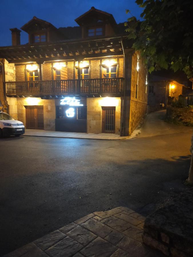 Apartamentos Los Edules Treceño Esterno foto