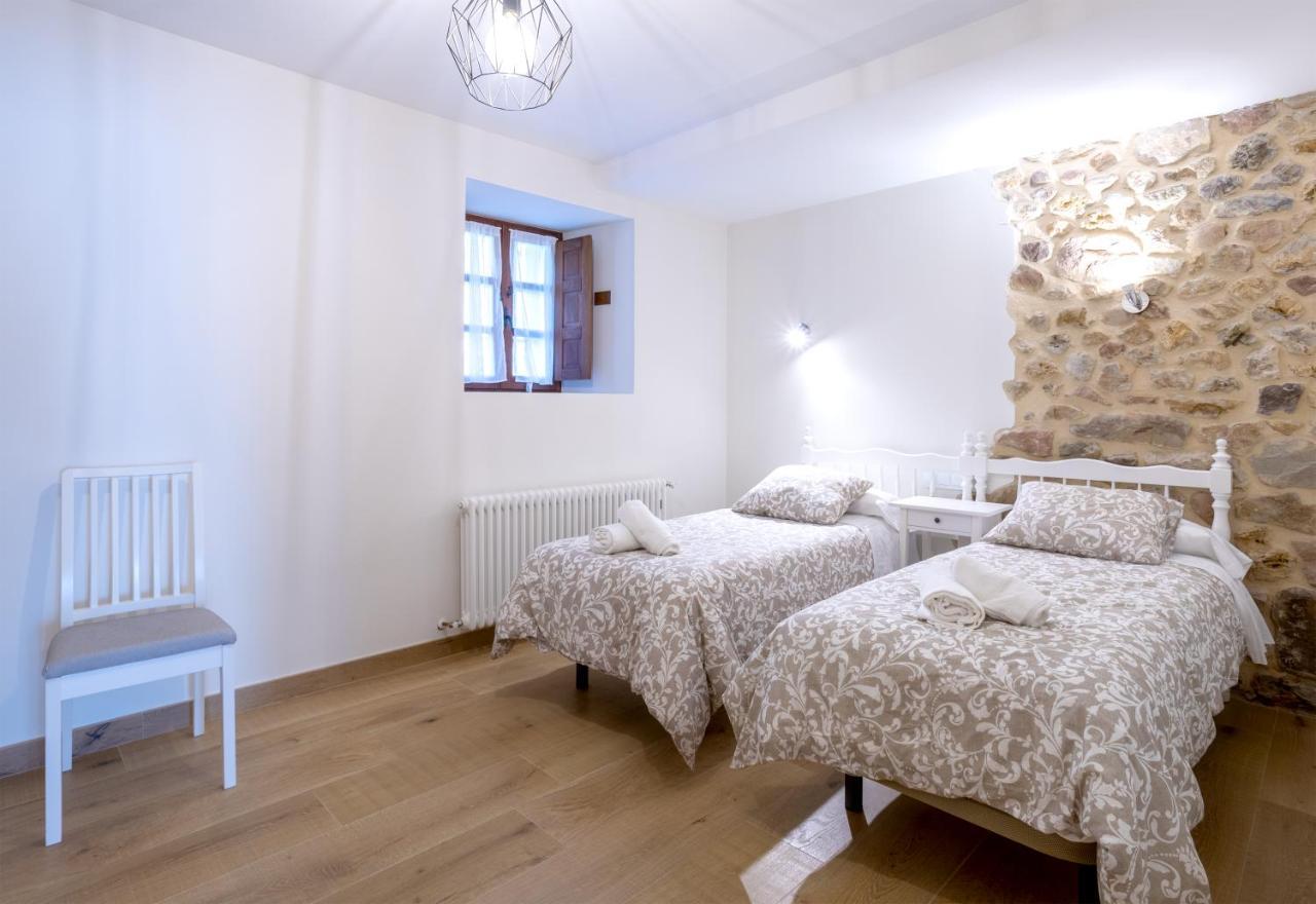 Apartamentos Los Edules Treceño Esterno foto