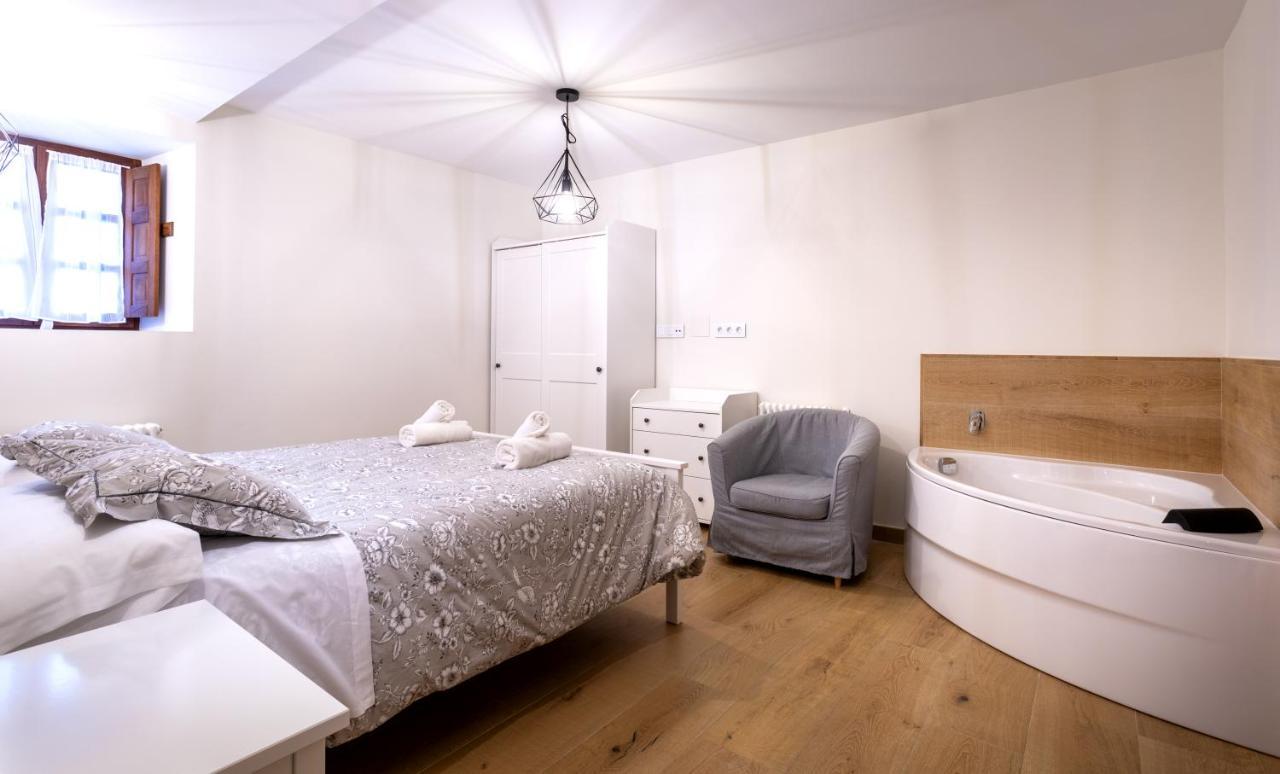 Apartamentos Los Edules Treceño Esterno foto